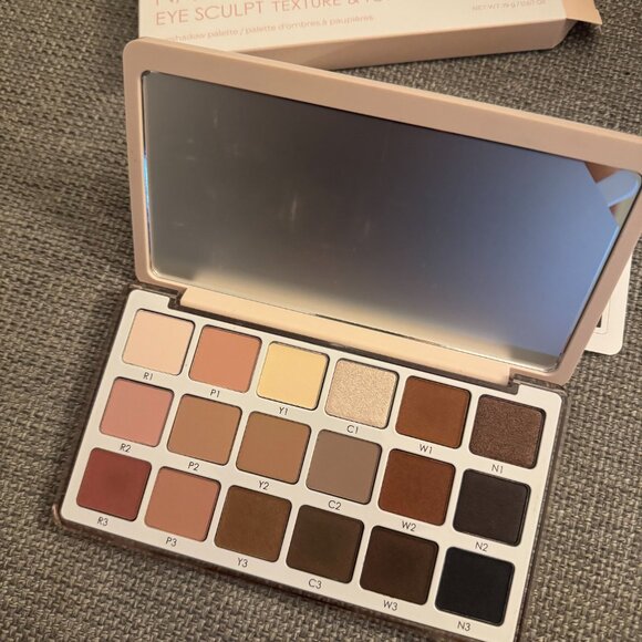 Natasha Denona Other - Natasha Denona - Eye Sculpt Texture & Tone Eyeshadow Palette - New, Never Used